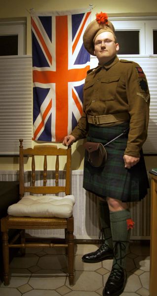 your kilt photos 2 Manuel in his black watch kilt your kilt photos 2 Manuel in his black watch kilt