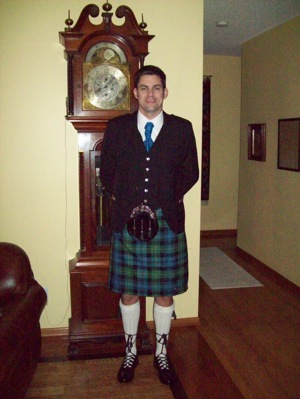 your kilt photos Taber in his kilt