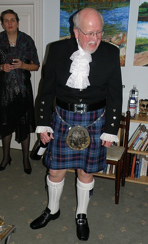 pictures of men in kilts