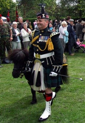 regimental highland dress
