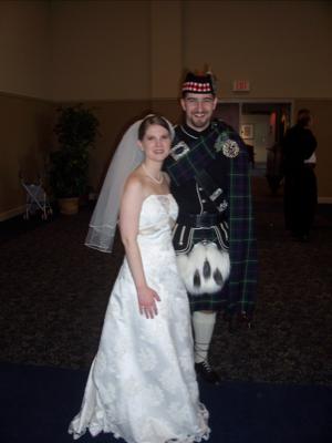 your kilt photos Bride and Groom